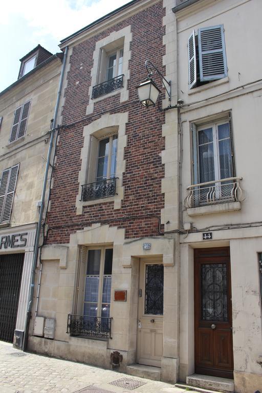 Maison De Ville Bed and Breakfast Magny-en-Vexin Buitenkant foto